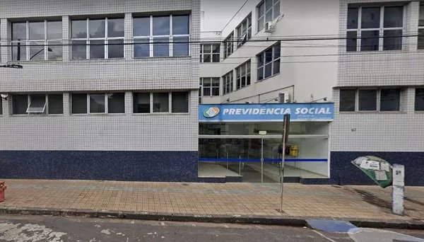 Sem energia há três dias, agência do INSS em Uberlândia está com atendimentos suspensos